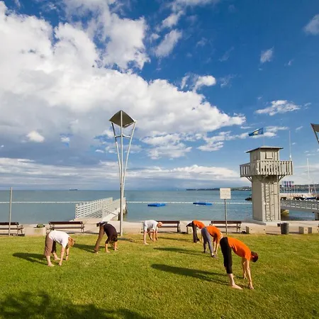 Istrian Embrace - Carla Istrska Hisa