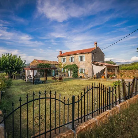 Villa Istrian Embrace - Carla Istrska Hisa